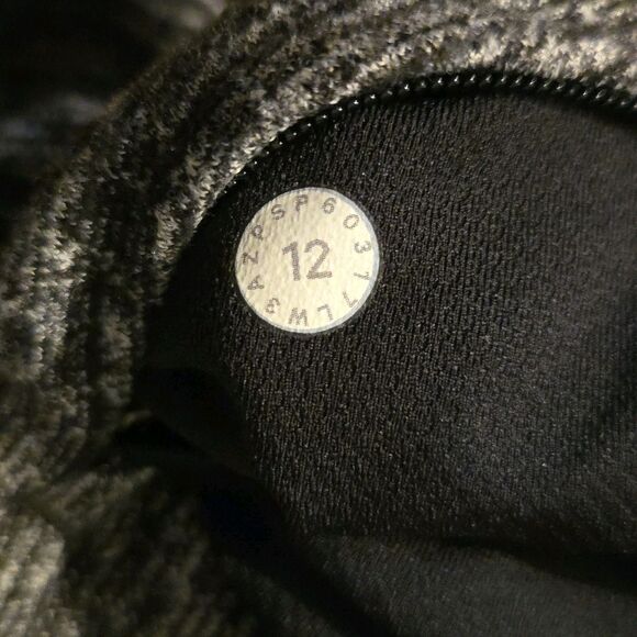 Lululemon Extra Mile Knit Thermal Top 12 Jacquard Black Textured Base Layer - Picture 7 of 9